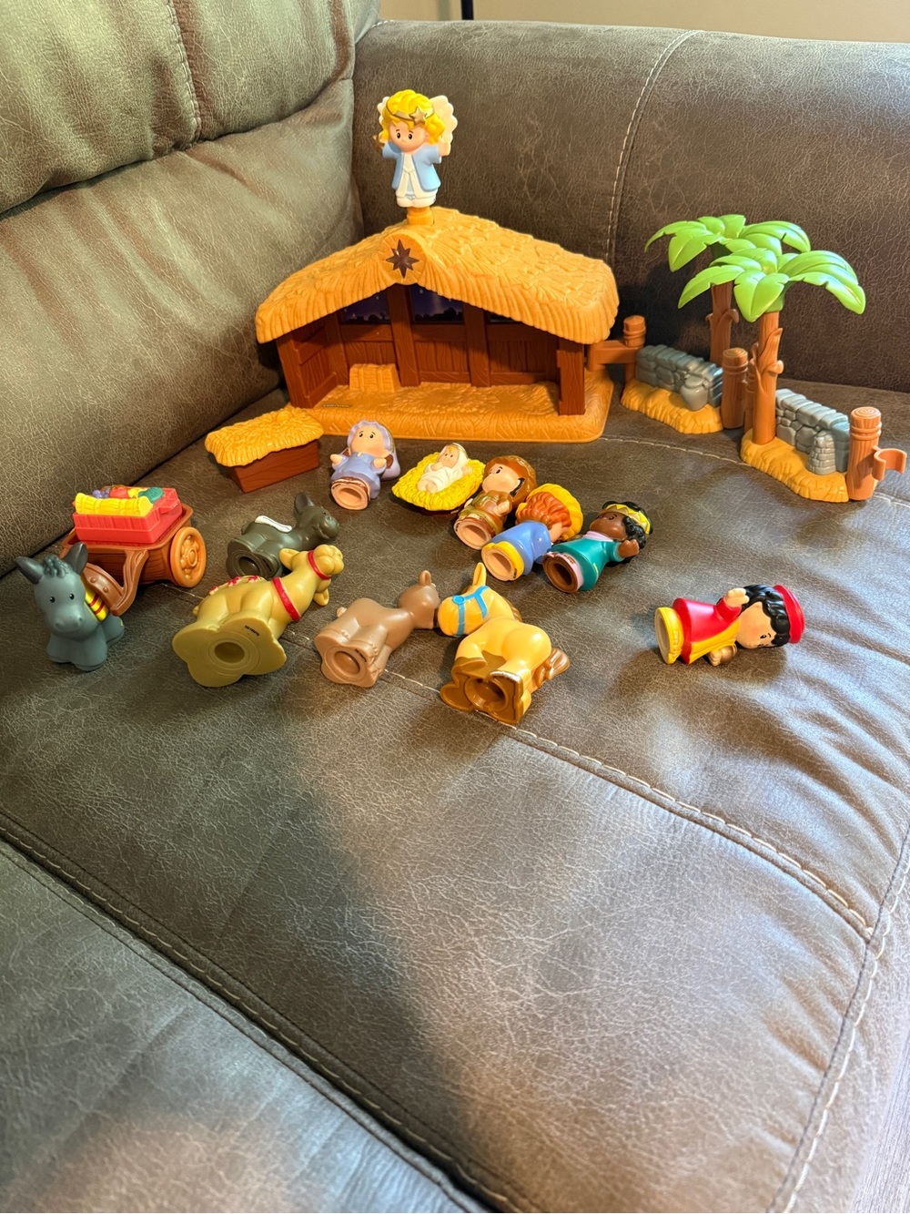 Fisher-Price Little People Nativity Playset - 18pc w/ working light & sound
